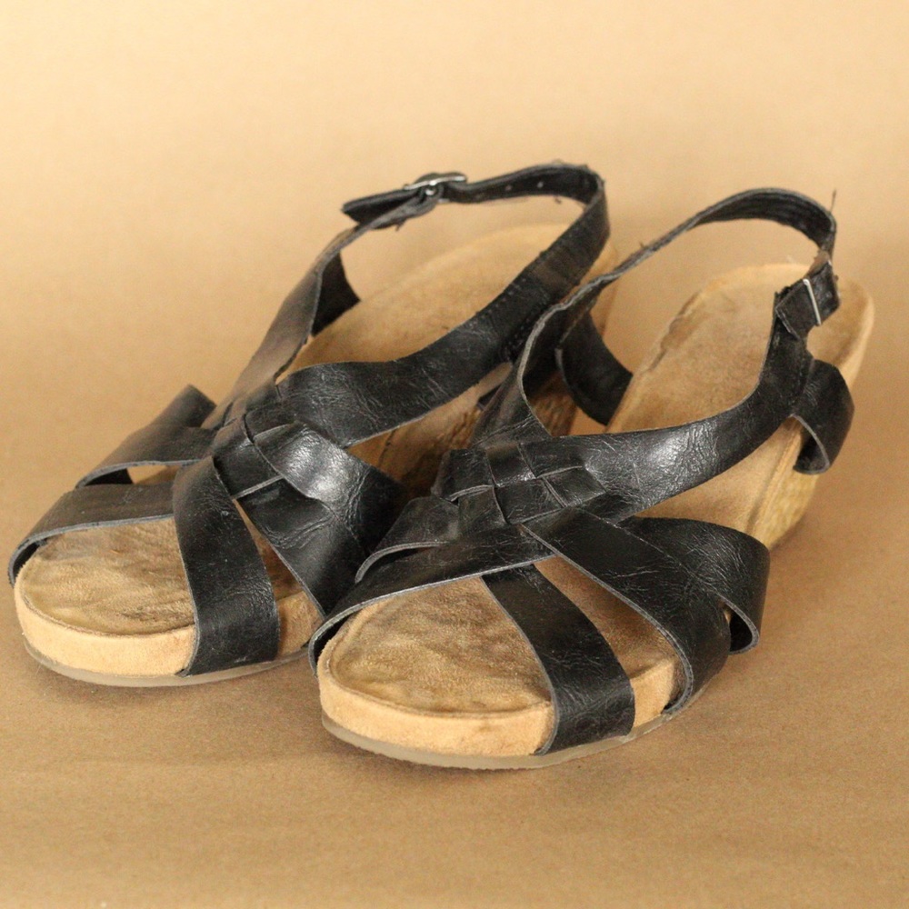 SALE Aerosoles Black Leather Strap Wedges Size 8